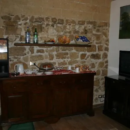 Bed & Breakfast S.andrea Degli Armeni Dimora Di Charme 4*