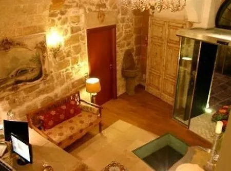 Bed & Breakfast S.andrea Degli Armeni Dimora Di Charme Taranto
